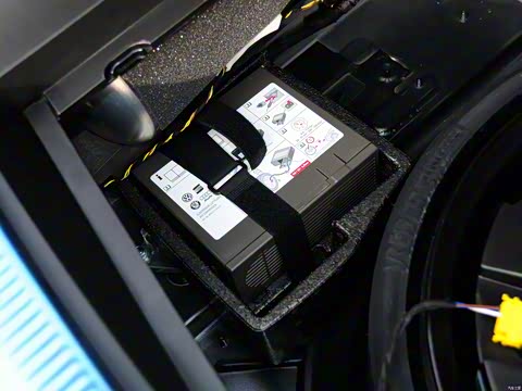 2015�� 40 TFSI �����