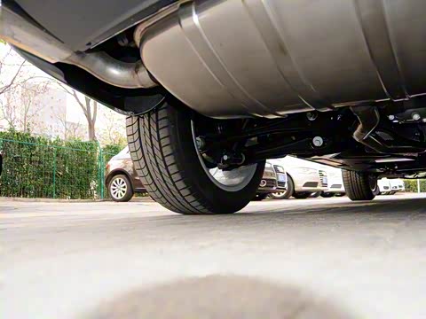 2015�� 35 TFSI �˶���