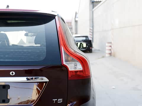 2015�� T5 ���а�