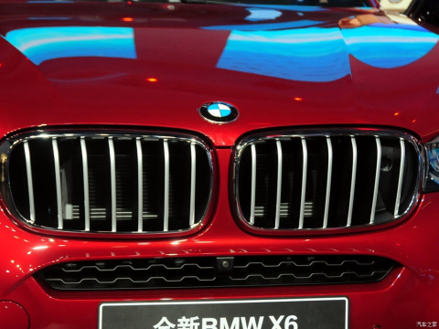 2015 xDrive50i M˶