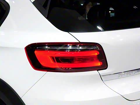 2015�� ����SUV 1.6T �Զ��Ŷ���