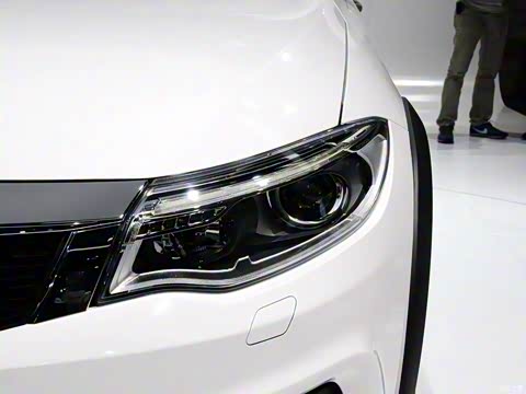 2015�� ����SUV 1.6T �Զ��Ŷ���