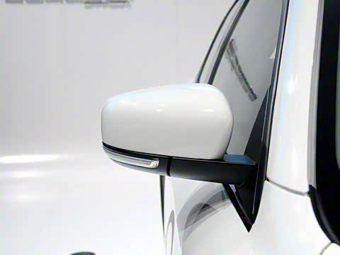 2015�� ����SUV 1.6T �Զ��Ŷ���