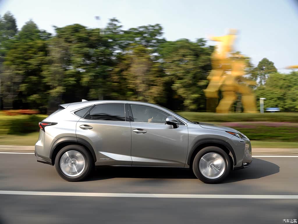 雷克萨斯nx 2015款 300h 全驱 锋芒版 2776888图片_雷克萨斯_汽车图库
