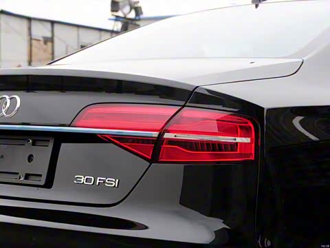 2014�� A8L 30 FSI ������