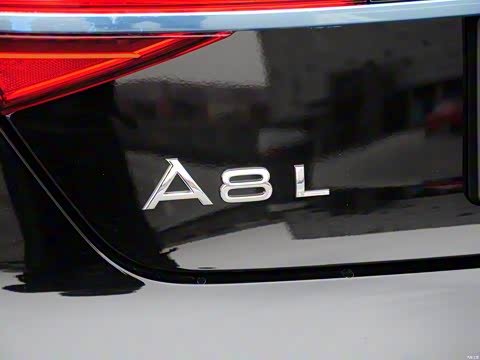 2014�� A8L 30 FSI ������