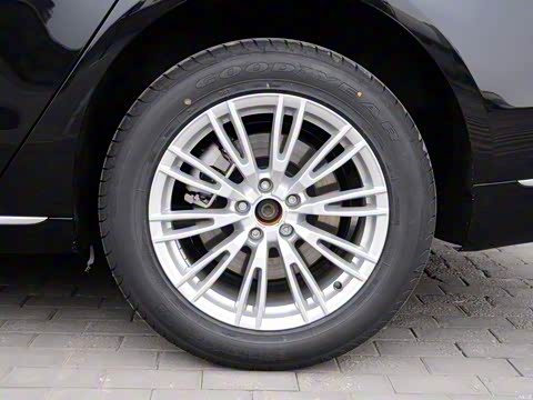 2014�� A8L 30 FSI ������