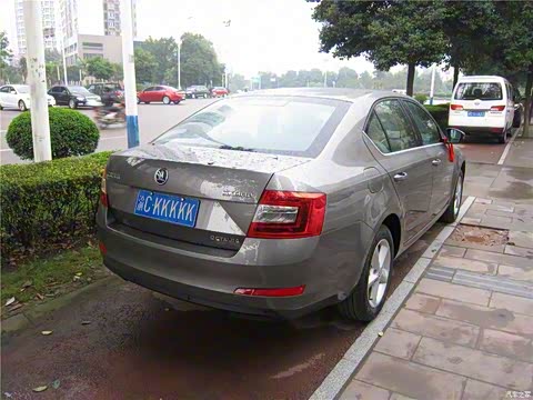 2015�� 1.6L �Զ��ݽܰ�