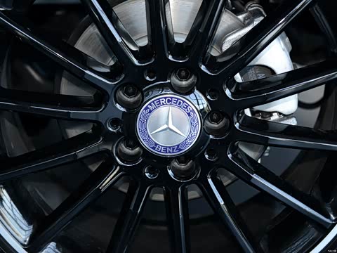 2015�� A 200 �˶���