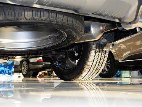 2013�� 3.0L 7��������ɫ�����콢��