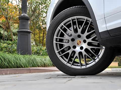 2015�� Cayenne S 3.6T