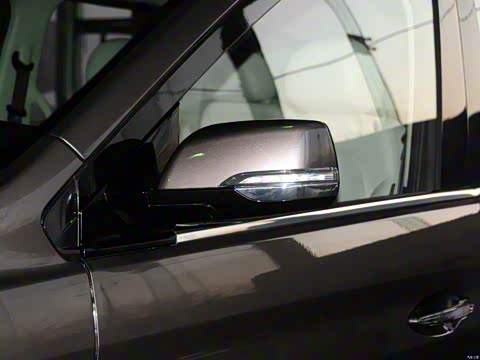 2015�� 2.0T �Զ��콢��