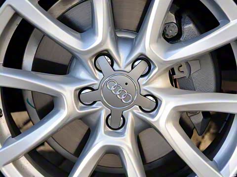 2015�� 40 TFSI ��ȡ��