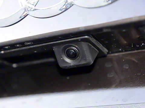 2015�� 40 TFSI ������