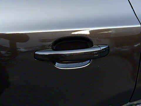 2015�� 40 TFSI ������