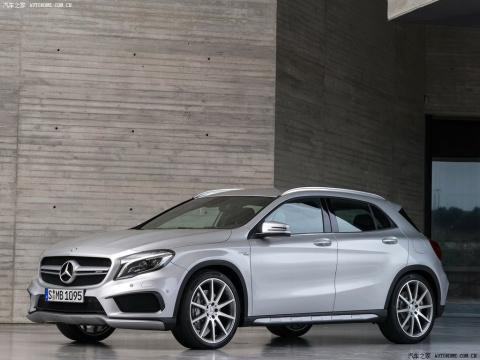 2015 AMG GLA 45 4MATIC