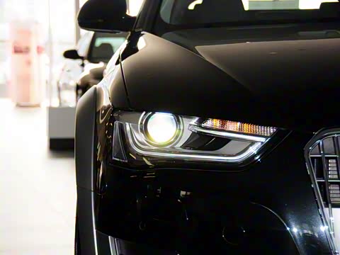 2014�� 40 TFSI allroad quattro