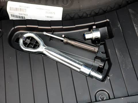 2014�� xDrive50i M�˶���