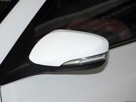 2013�� 1.6L �ֶ��¿��� ��V