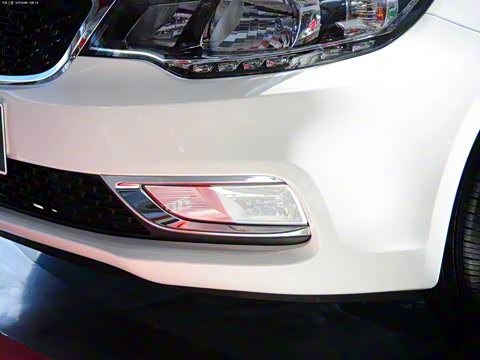 2014�� 1.6L MT GLS