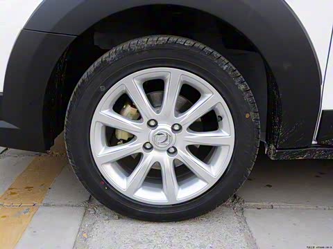 2013�� CROSS 1.6L �ֶ�������