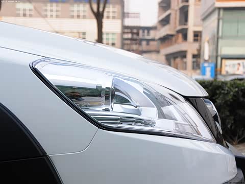 2013�� CROSS 1.6L �ֶ�������