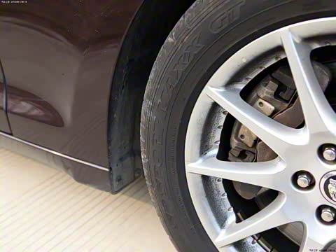 2013�� XJL 2.0T ���������