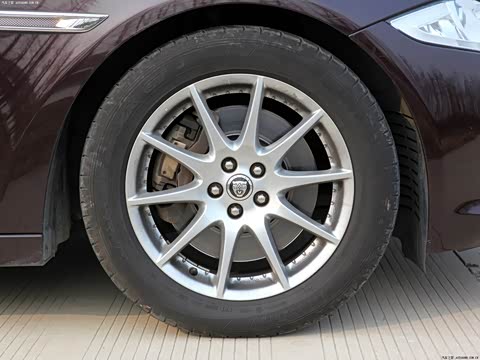 2013�� XJL 2.0T ���������