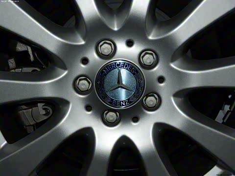 2011�� R 300 L ������