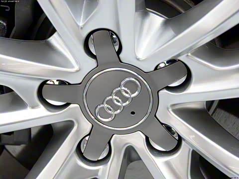 2014�� Limousine 40 TFSI S line ������