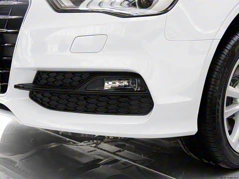 2014�� Limousine 40 TFSI S line ������