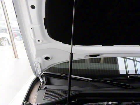 2014�� Limousine 40 TFSI S line ������