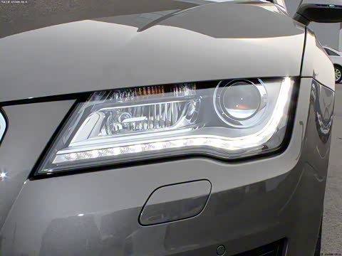 2014�� 50 TFSI quattro ������