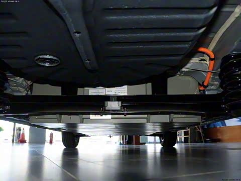 2014�� E150EV �Ƽ���