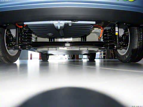 2014�� E150EV �Ƽ���