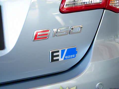 2014�� E150EV �Ƽ���