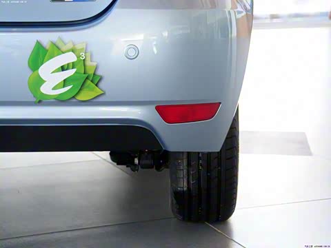 2014�� E150EV �Ƽ���