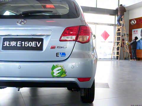 2014�� E150EV �Ƽ���