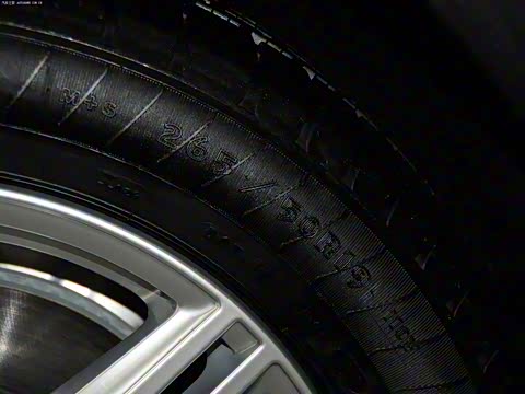 2014�� Cayenne Platinum Edition 3.0T