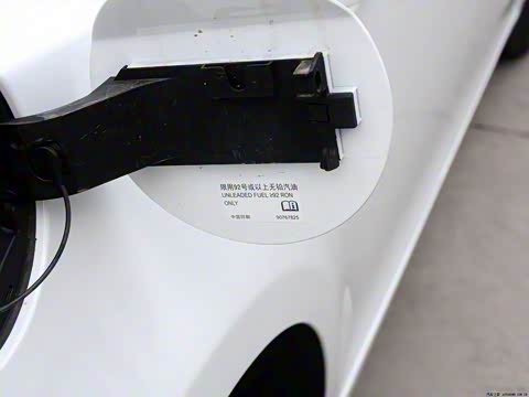 2013�� 1.6L SL MT