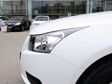 2013�� 1.6L SL MT