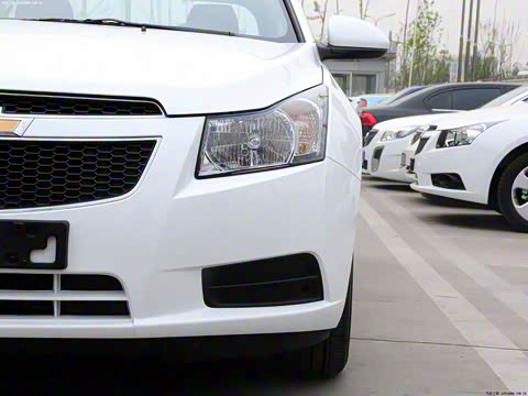 2013�� 1.6L SL MT