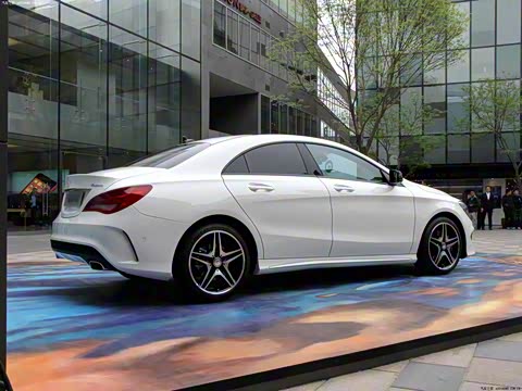 2014�� CLA 260 4MATIC