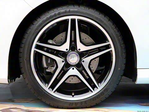 2014�� CLA 260 4MATIC