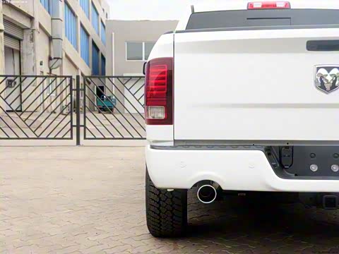 2014�� 1500 �˶���