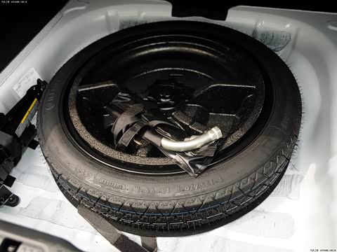 2014�� Limousine 40 TFSI S line ������