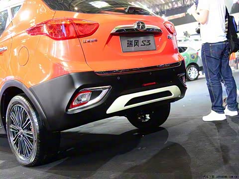 2014�� 1.5L �ֶ�����������