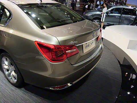 2015�� 3.5L Hybrid SH-AWD��