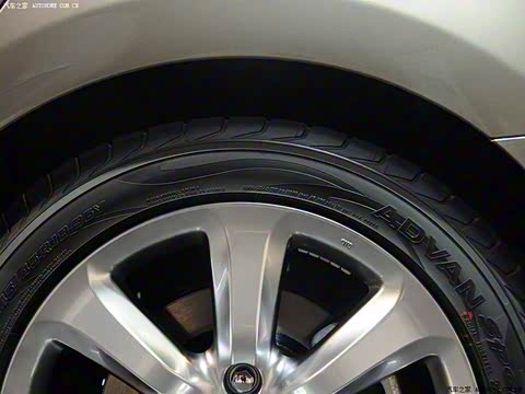 2015�� 3.5L Hybrid SH-AWD��