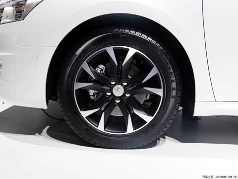 2014�� 2.3L ����������˹��